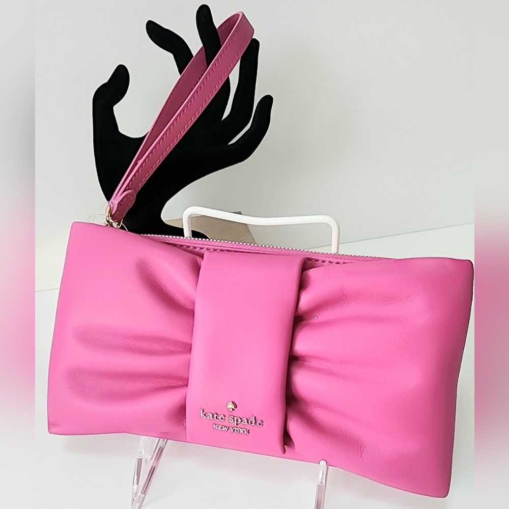 Kate Spade Millie Bow Wristlet in Magenta Lipstick Pink LEATHER NWT!